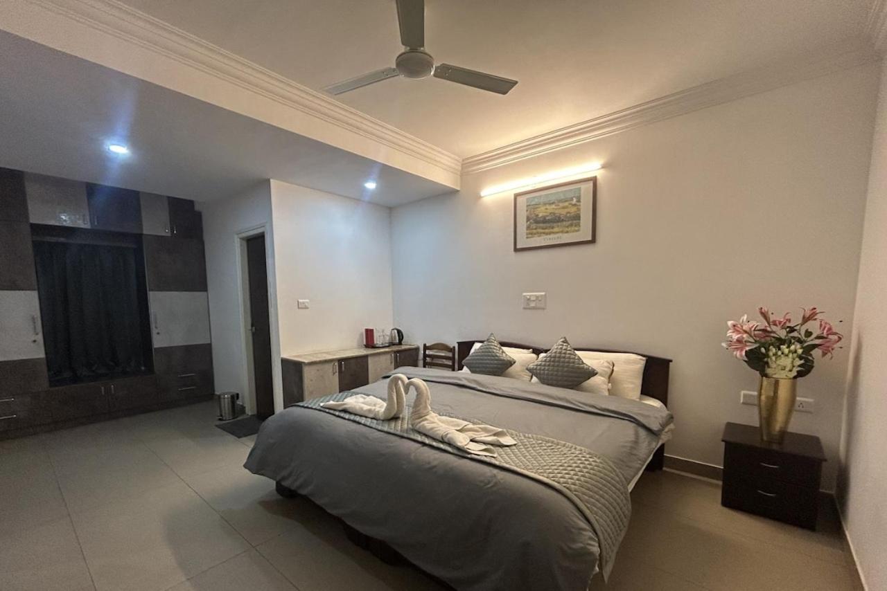 Yahweh Suites Bangalore Bagian luar foto